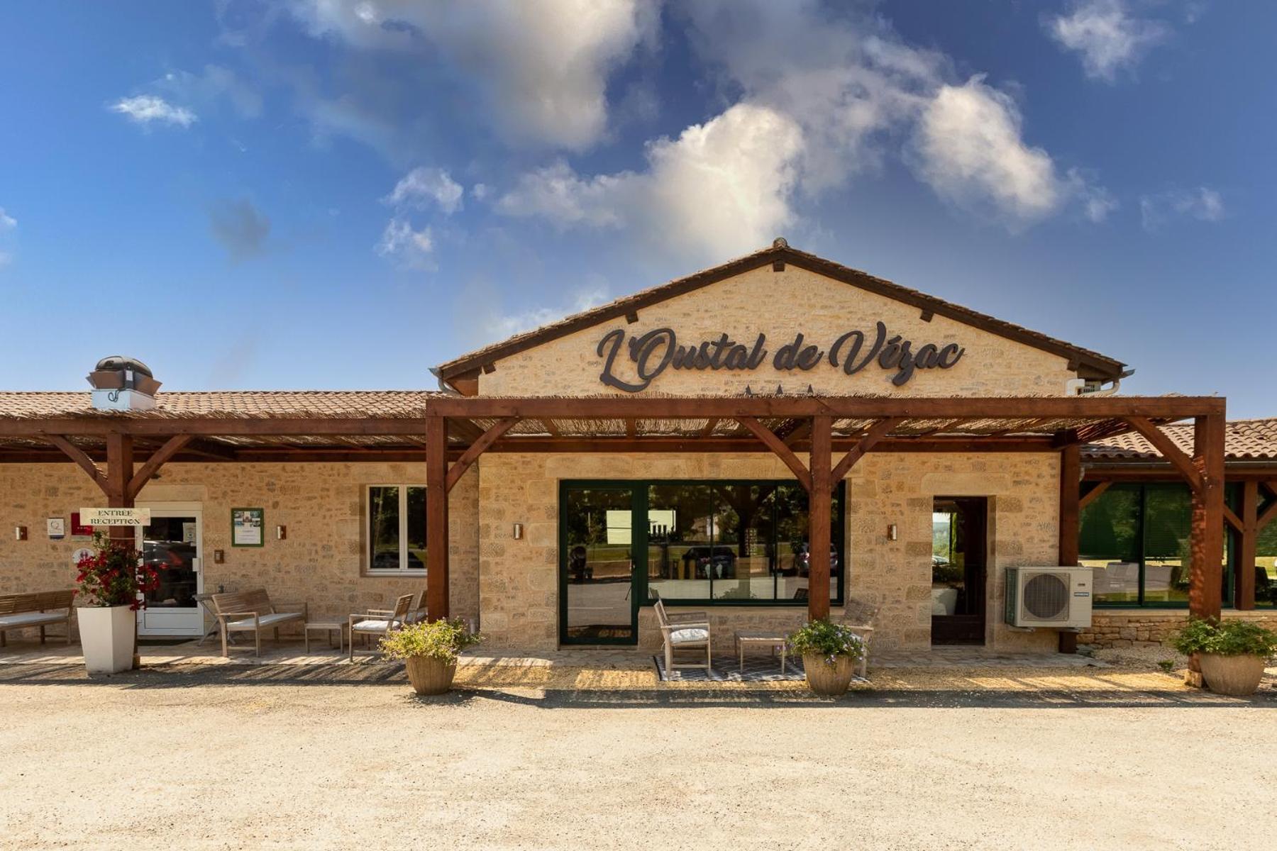 L'Oustal De Vezac Hotel Екстериор снимка