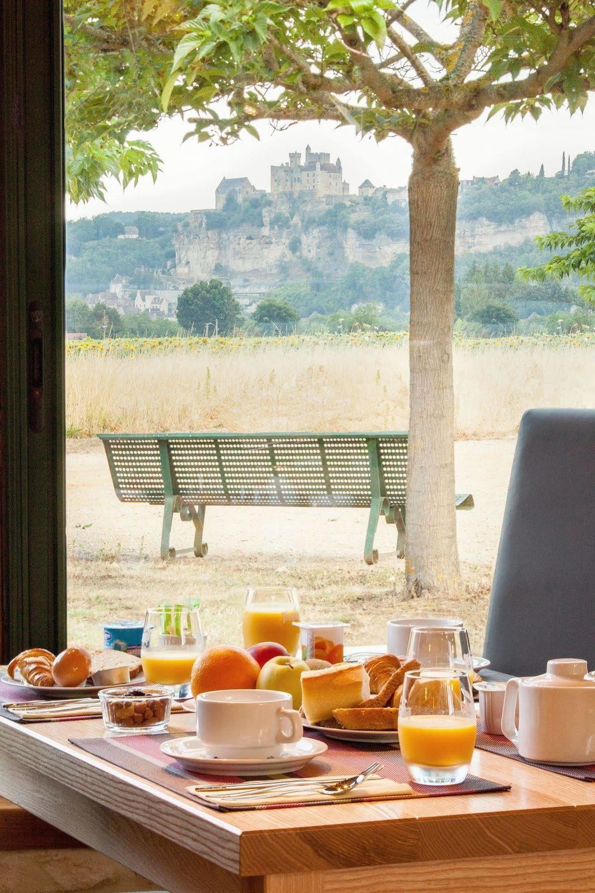 L'Oustal De Vezac Hotel Екстериор снимка
