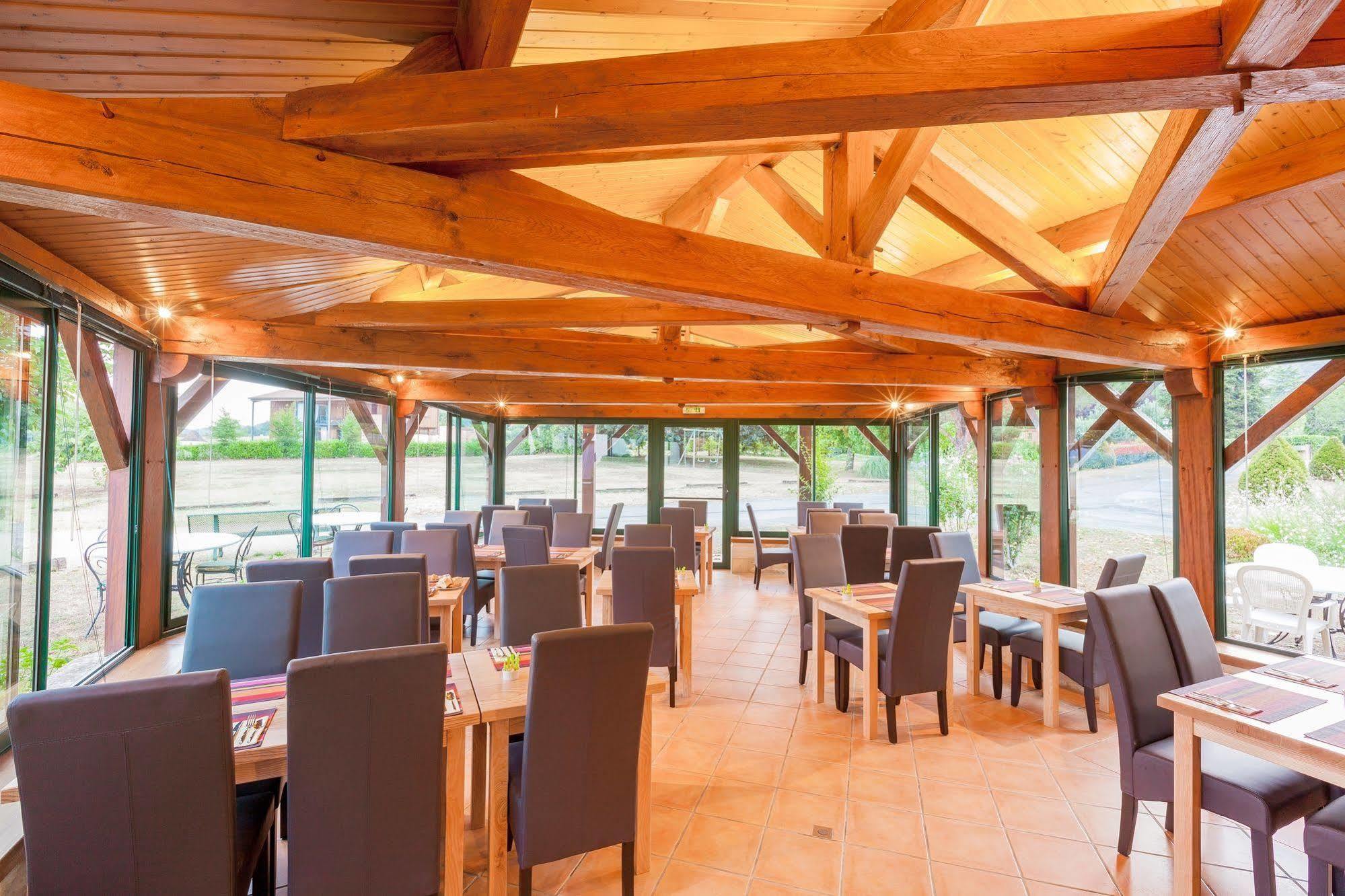 L'Oustal De Vezac Hotel Екстериор снимка